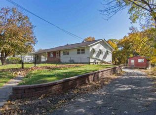 4729 Mount Vernon Rd SE, Cedar Rapids, IA 52403