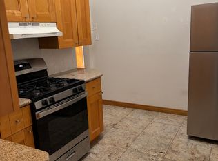 516 Woodward Ave APT 1R, Ridgewood, NY 11385