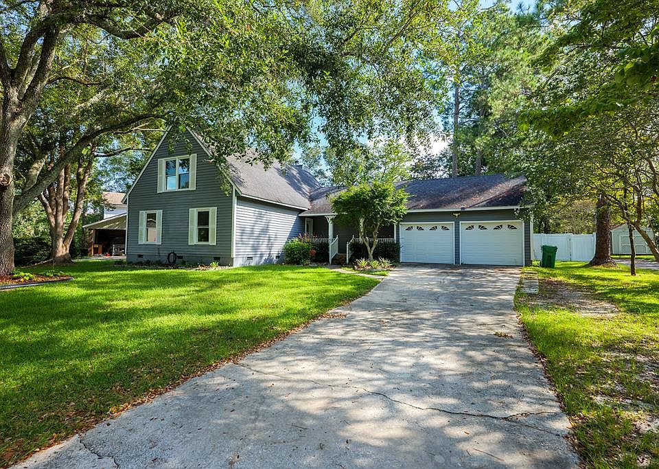 1st image of 210 Breckenridge Dr