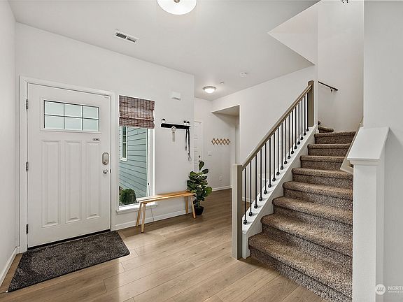 4th image of 8311 175th Street Ct E