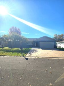 1942 Eastbrook Cir, Moberly, MO, 65270