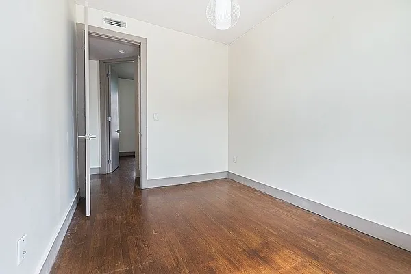 Rented by Rentopia | media 22