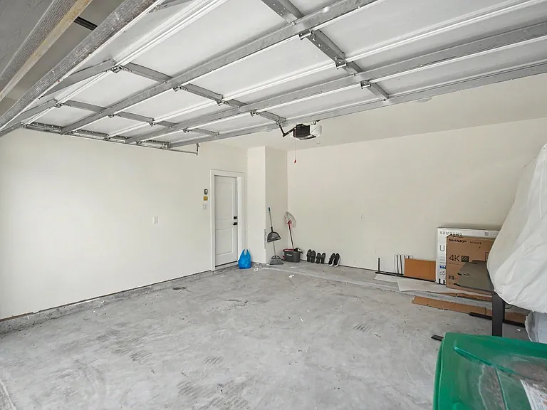 4310 Alice St — Photo 23