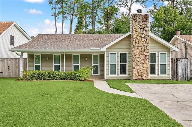 3 bed, 2.0 bath, 1146 sqft, $1,700 — Photo 1