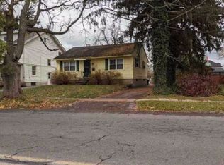 36 Lake Ave, Auburn, NY 13021