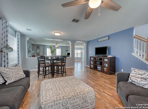 5th image of 7202 Great Lakes Dr