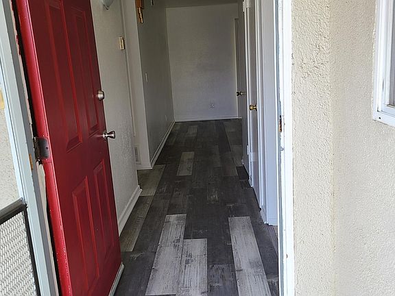 Entry way