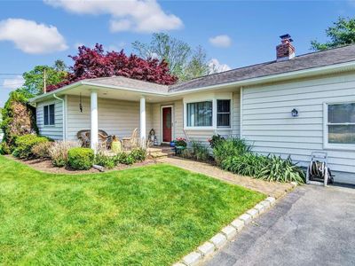 10 Diane Lane, East Moriches, NY, 11940