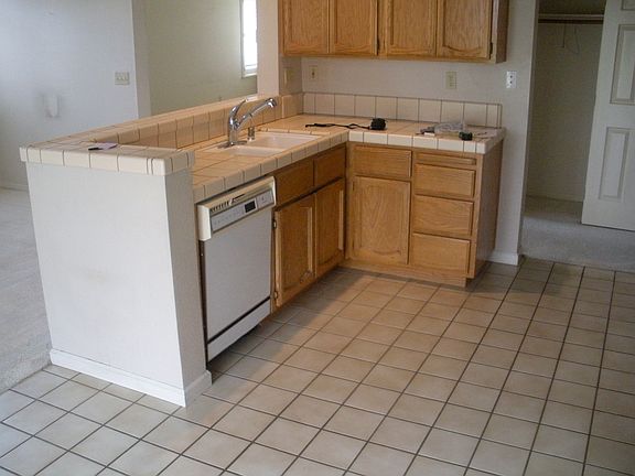 4th image of 1507 Dunford Way