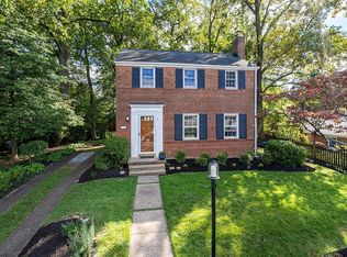 5996 9th Rd N, Arlington, VA 22205