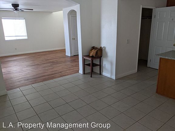 2nd image of 762 W 21st St