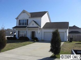 8705 Rozumny Dr, Charlotte, NC 28216