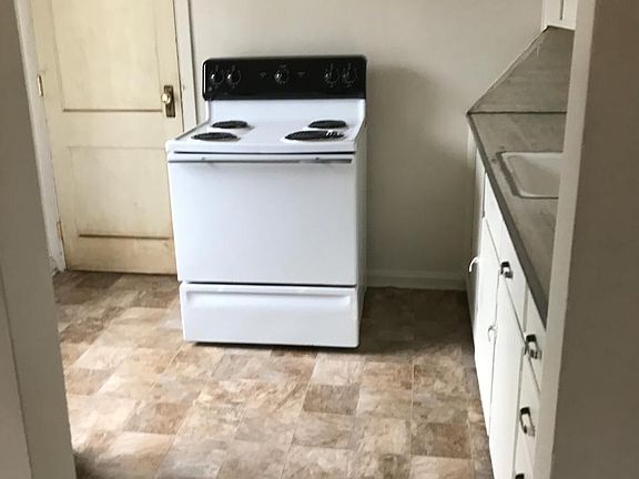 2nd image of 439 N Linwood Ave #1