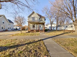 610 1st St NW, Faribault, MN 55021