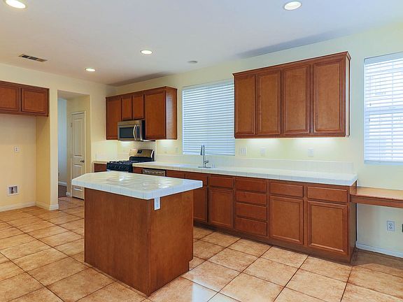 5th image of 22337 Echo Park Way