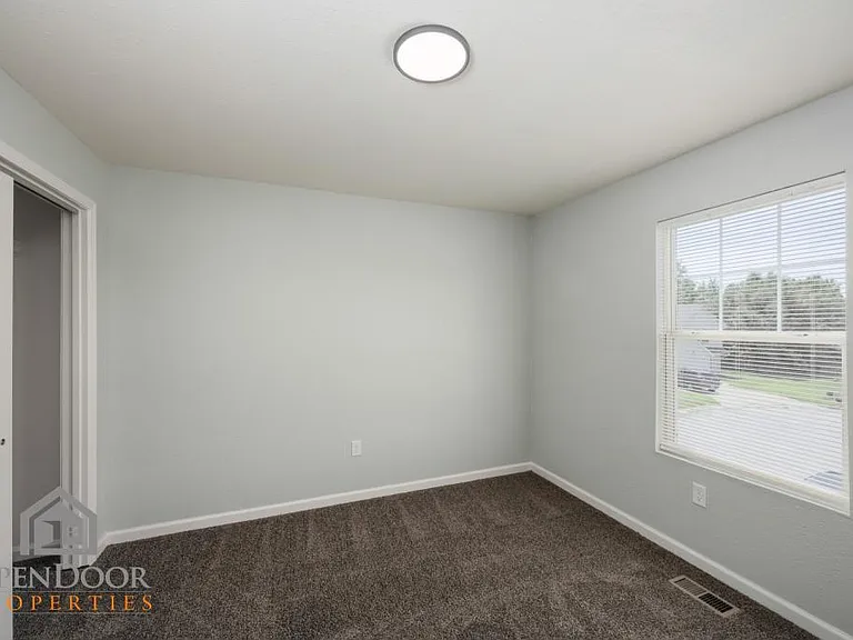 7138 Splitlog Cir — Photo 4
