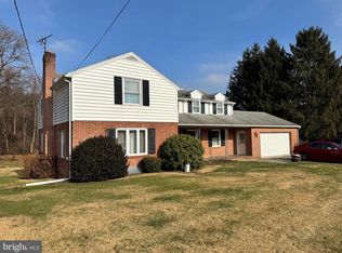 1279 Moulstown Rd N, Hanover, PA 17331