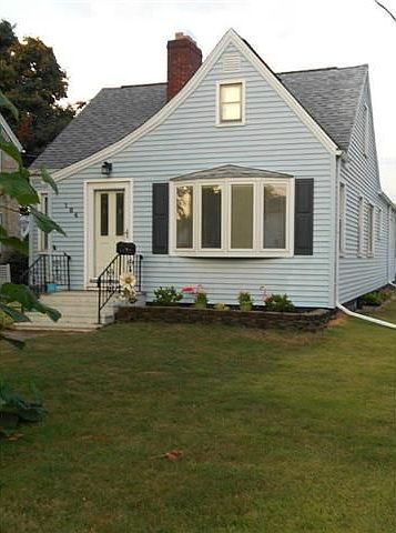 1st image of 184 Windsor Dr
