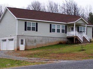 80 Polly Ln, Rocky Mount, VA 24151