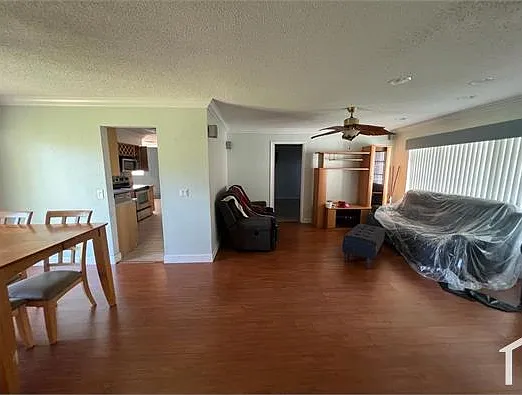 11331 NW 29th Mnr — Photo 4