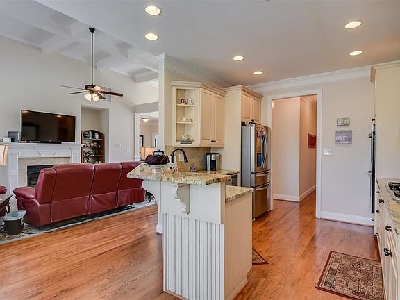4th image of 3006 Graylyn Lakes Dr