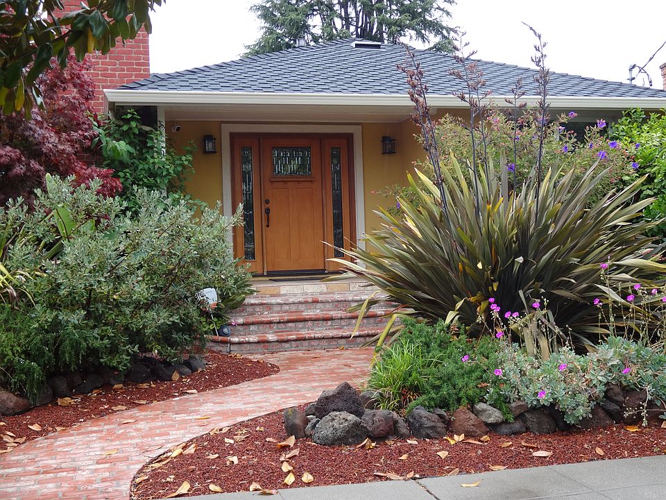 1st image of 912 Evergreen Ave