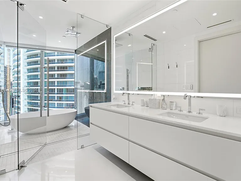 300 Biscayne Boulevard Way #4007W — Photo 9