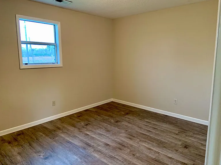 16998 Carter Cir — Photo 6