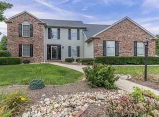 4402 Ironwood Ln, Champaign, IL