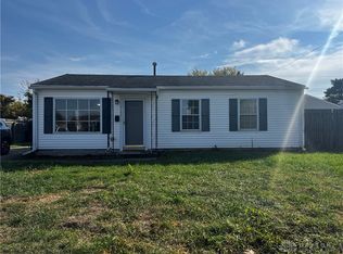 2122 Drake Dr, Xenia, OH 45385