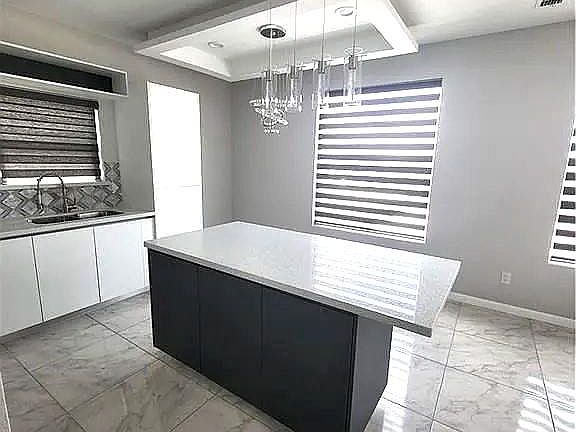 4th image of 3806 N Robin Ave #1