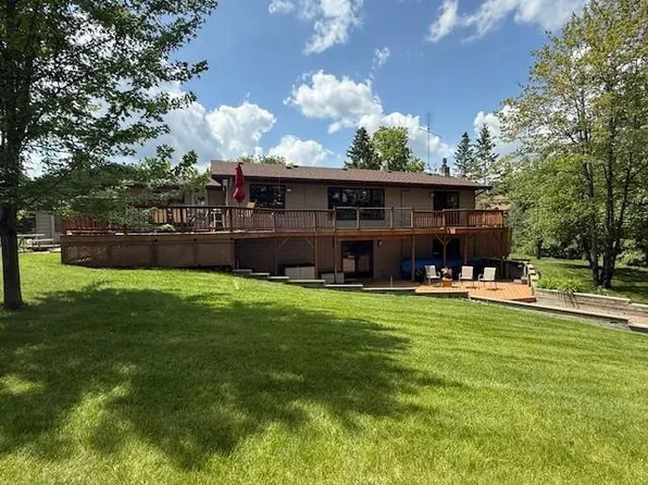 51872 Wildflower Dr, Bemidji, MN 56601