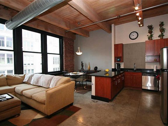 2nd image of 1113-1129 Washington Ave #509