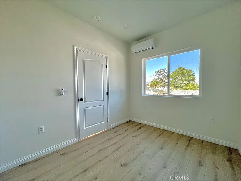 938 E Sandra Ave #A — Photo 9