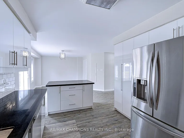 20 Bell St — Photo 28