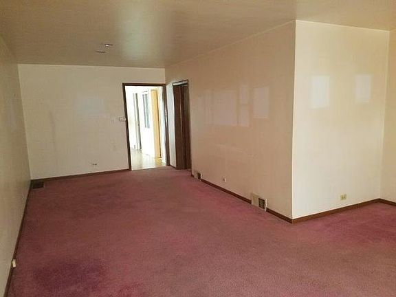 3rd image of 2842 N 75th Ave