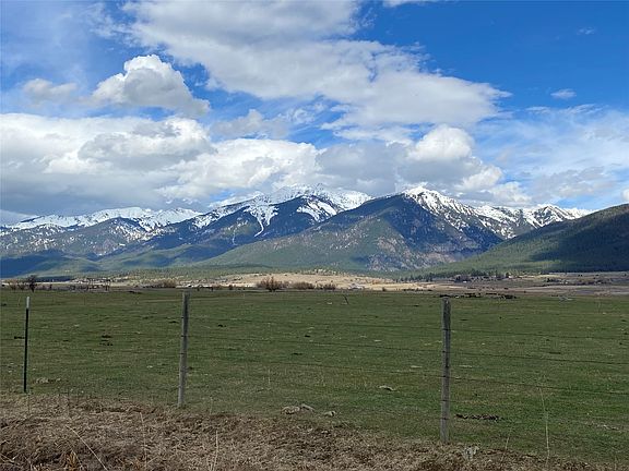 3rd image of Nhn Post Creek Rd E