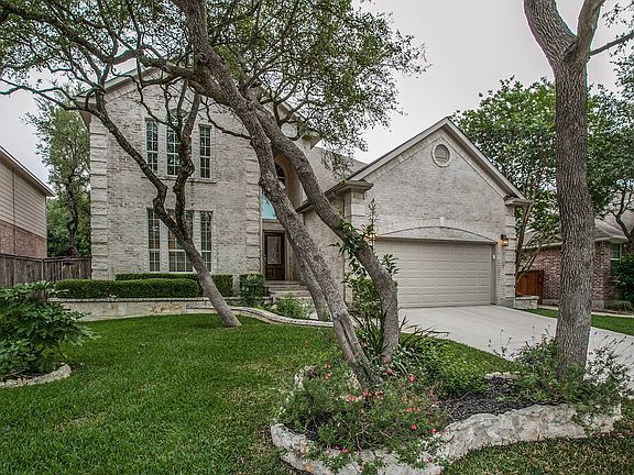 2nd image of 526 Cypress Trl