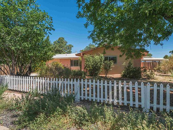 4th image of 2825 Calle Princesa Juana