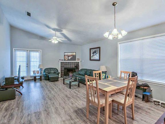 5th image of 4432 Siesta Ct