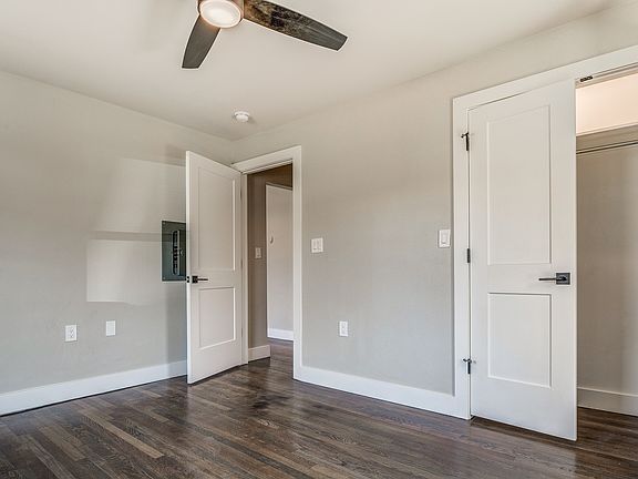 4th image of 2114 Tucker St APT C
