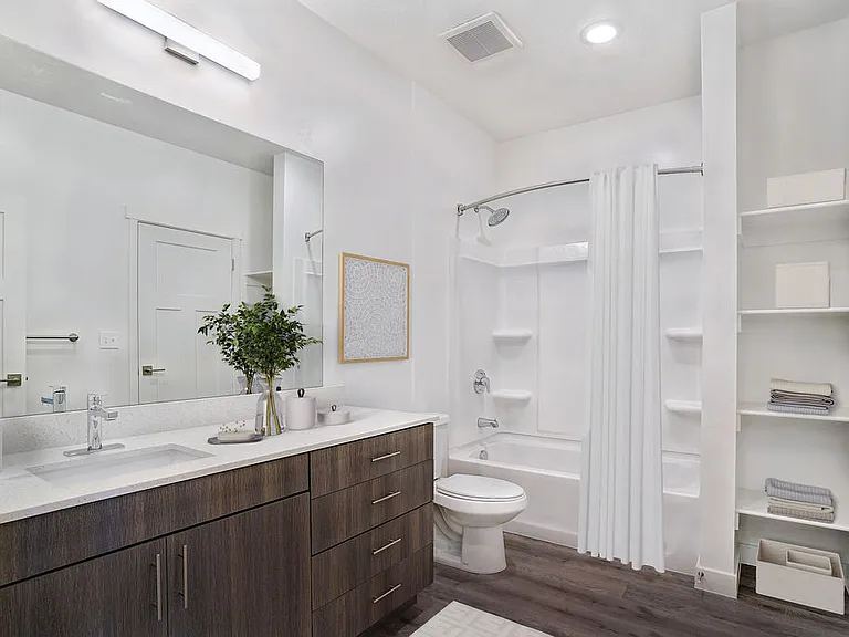 River Meadows Apartments — Photo 6