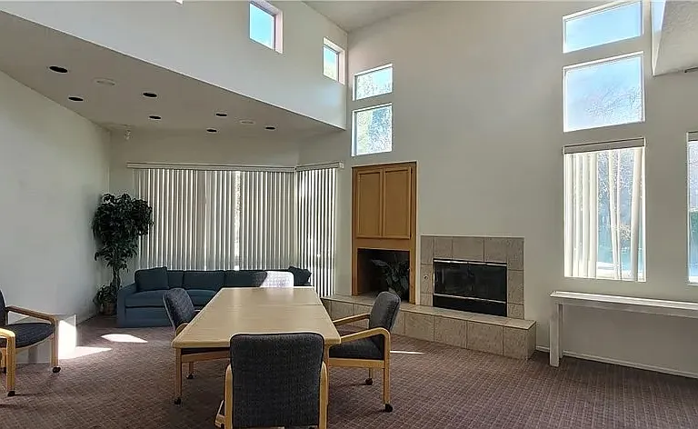 W Avenue K12 — Photo 1