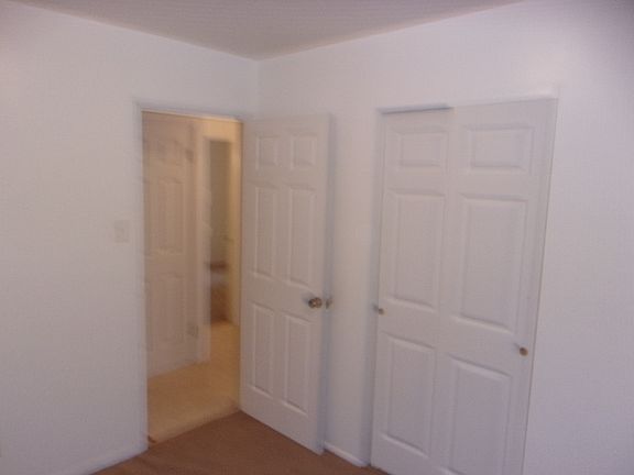 5th image of 10420 Prince Dr
