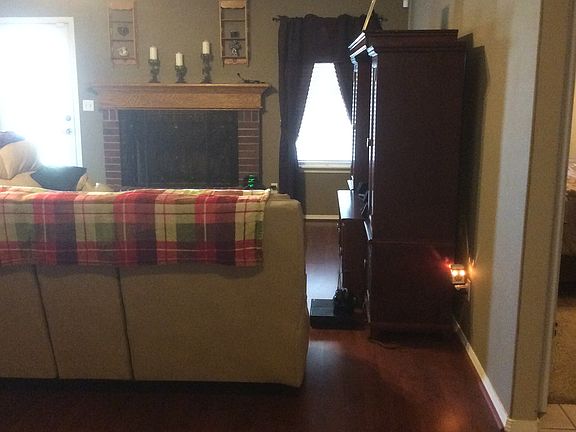 2nd image of 806 N Filmore Ave