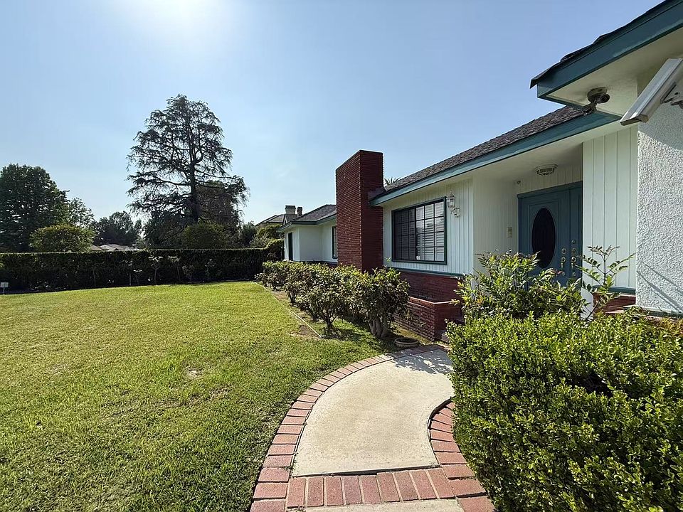 1st image of 77 W Wistaria Ave