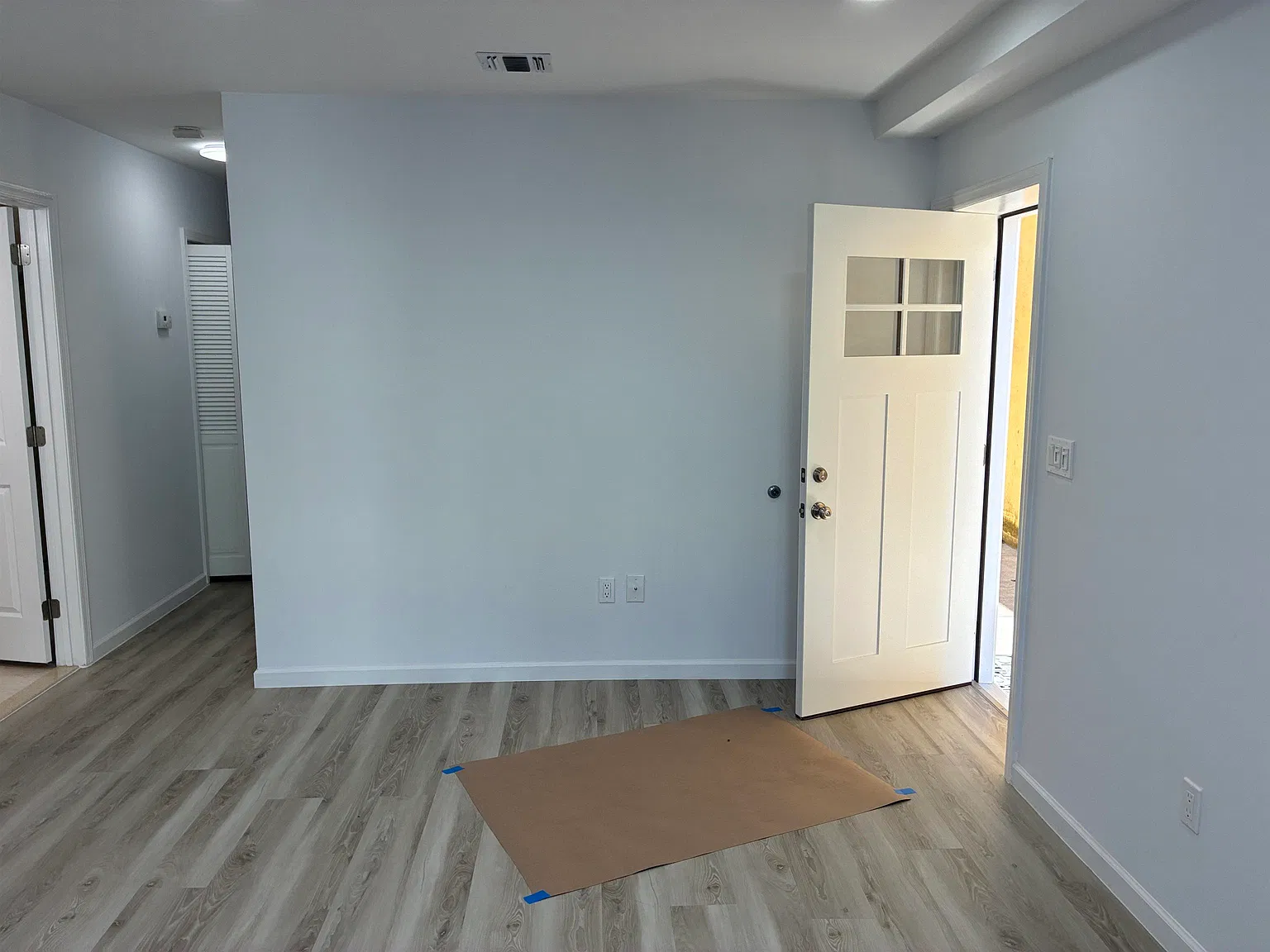 2 bed, 1.0 bath, 950 sqft, $2,700 — Photo 4