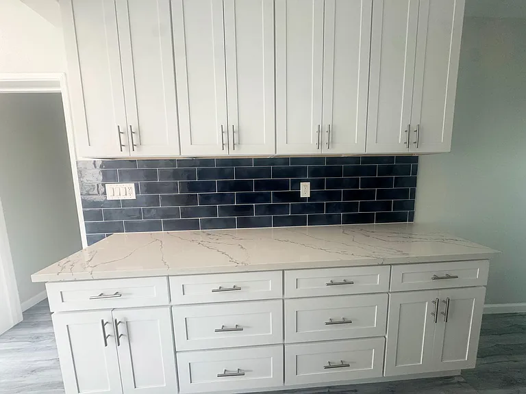 6318 Primrose Ave — Photo 5