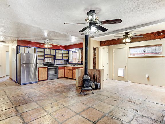 5th image of 6033 Landry Ave NW