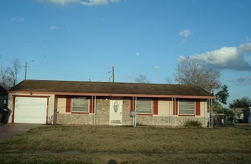 1st image of 4244 Lake Richmond Dr